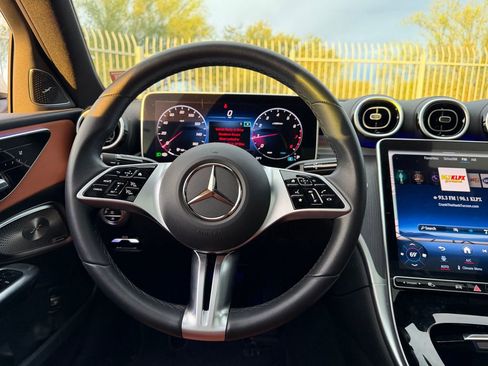 Used 2024 Mercedes-Benz C 300 Sedan image 6