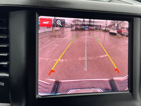 Used 2023 RAM 2500 Big Horn w/ Level 1 Equipment Group image 18