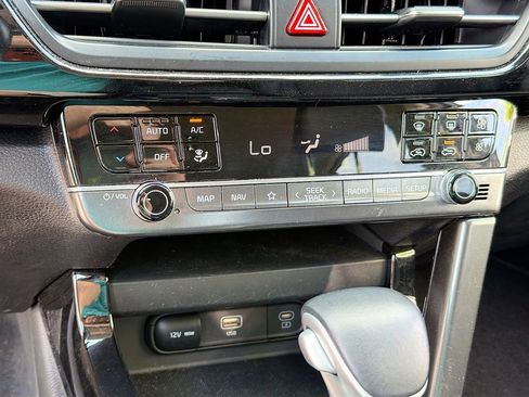 Used 2025 Kia Seltos S FWD image 15