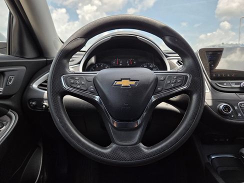 Used 2023 Chevrolet Malibu LT FWD image 11