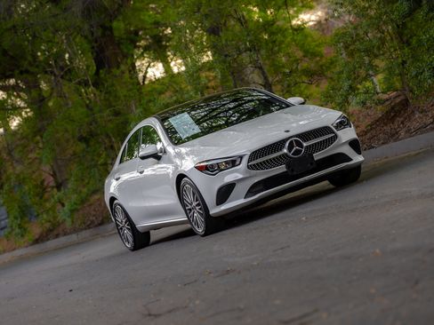 Used 2020 Mercedes-Benz CLA 250 image 44