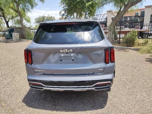 Certified 2023 Kia Sorento SX AWD/4WD image 5