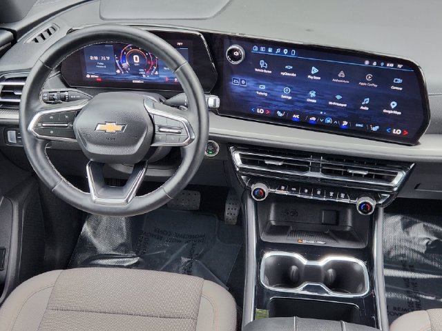 Used 2026 Chevrolet Traverse LT w/ Driver Confidence Package FWD image 26