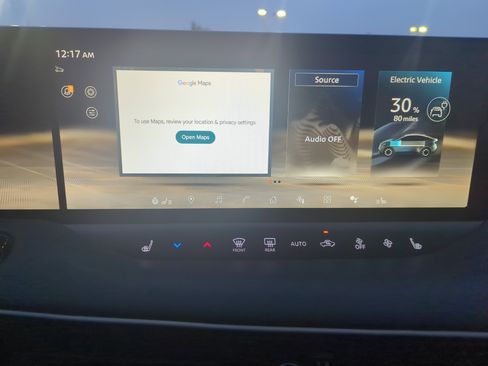 New 2026 Nissan Leaf Platinum+ w/ Cargo Package (Platinum+) image 16