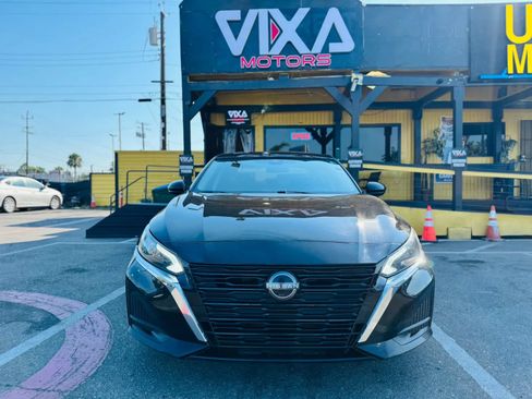 Used 2023 Nissan Altima 2.5 SV AWD/4WD image 2