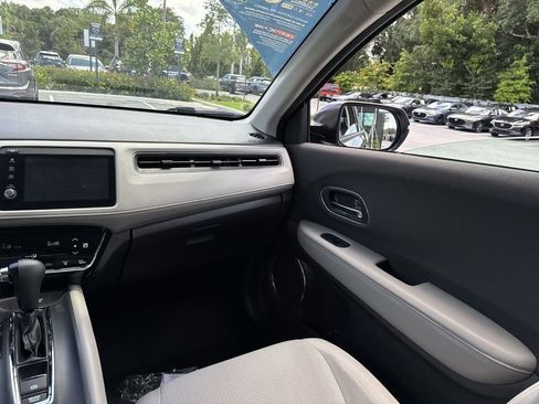 Used 2019 Honda HR-V EX image 15