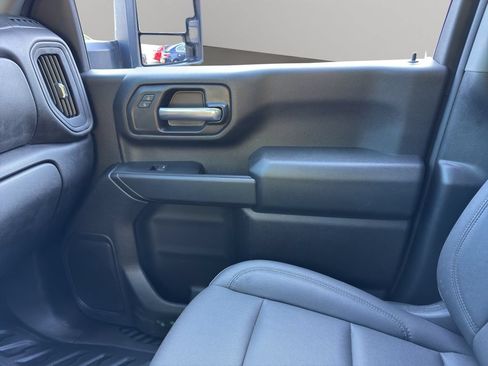 Used 2025 Chevrolet Silverado 3500 W/T w/ WT Convenience Package AWD/4WD image 36
