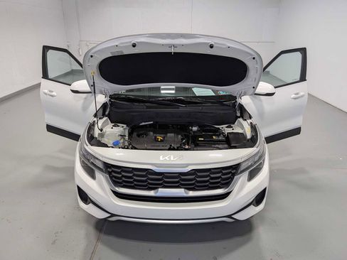 Certified 2023 Kia Seltos LX AWD/4WD image 14