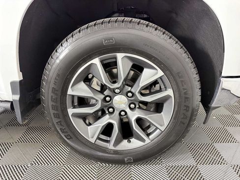 Used 2023 Chevrolet Silverado 1500 LT w/ Protection Package AWD/4WD image 10