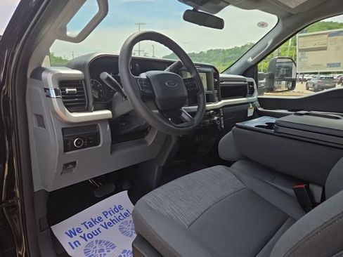 New 2026 Ford F350 XLT w/ FX4 Off-Road Package AWD/4WD image 25