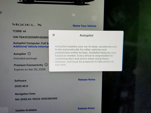 Used 2024 Tesla Model X image 16