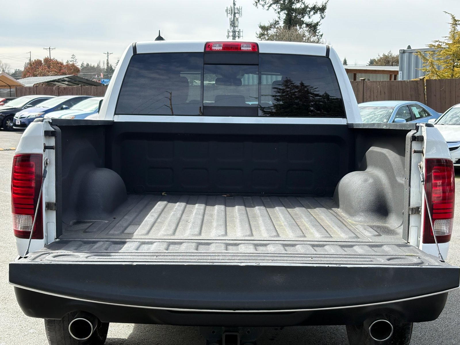 Used 2017 RAM 1500 Rebel AWD/4WD image 8