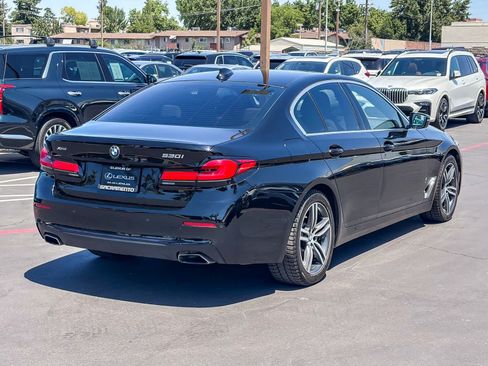 Used 2021 BMW 530i xDrive w/ Premium Package AWD/4WD image 4
