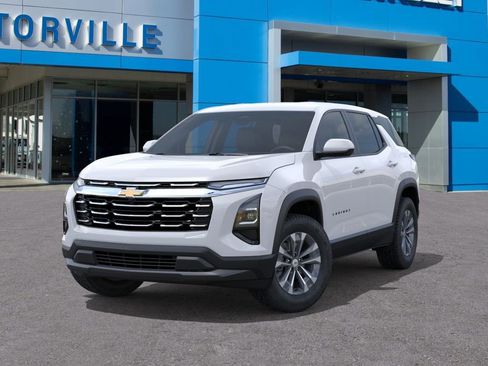 New 2026 Chevrolet Equinox LT FWD image 6