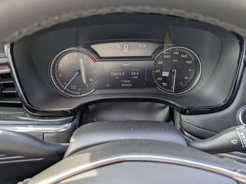 Used 2020 Cadillac XT5 Premium Luxury FWD image 19