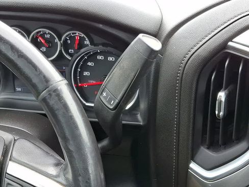 Used 2021 Chevrolet Silverado 1500 LT Trail Boss w/ Convenience Package II AWD/4WD image 14