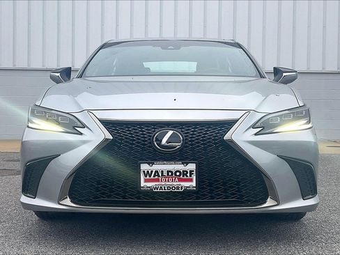 Used 2023 Lexus ES 350 F Sport FWD image 3