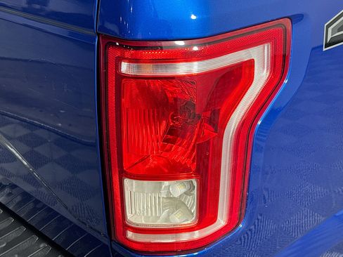Used 2017 Ford F150 XLT image 30