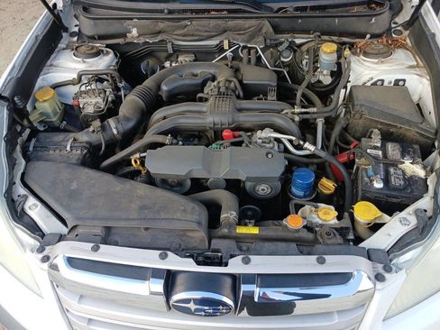 Used 2013 Subaru Outback 2.5i Limited image 17