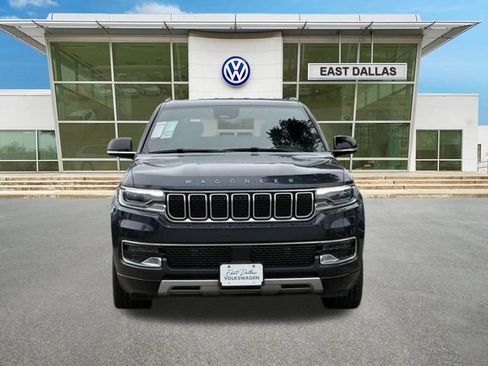 Used 2024 Jeep Wagoneer Series II w/ Flexible Seating Group AWD/4WD image 5