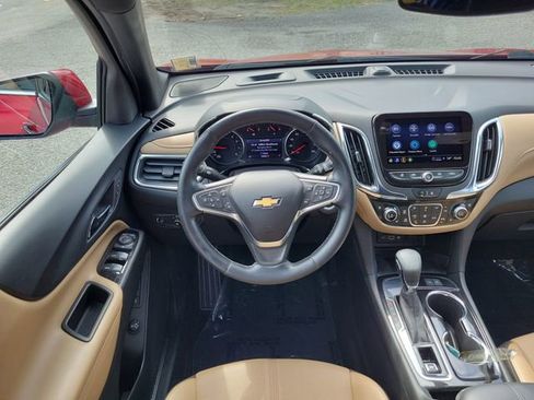 Used 2023 Chevrolet Equinox Premier FWD image 26