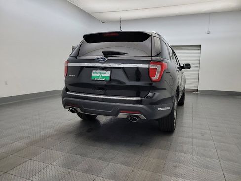 Used 2018 Ford Explorer Limited image 7