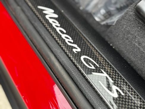 Certified 2025 Porsche Macan GTS image 24