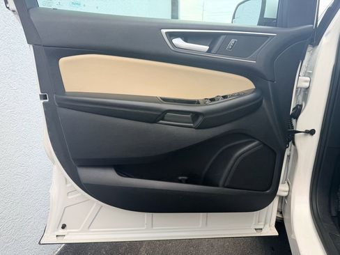 Used 2016 Ford Edge SEL w/ Equipment Group 201A image 27