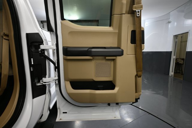 Used 2016 Ford F150 XLT w/ Equipment Group 301A Mid AWD/4WD image 27