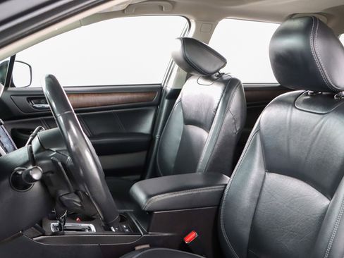 Used 2019 Subaru Outback 2.5i Limited image 24