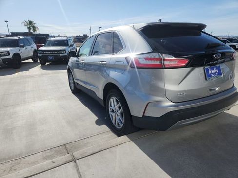 Used 2021 Ford Edge SEL AWD/4WD image 7