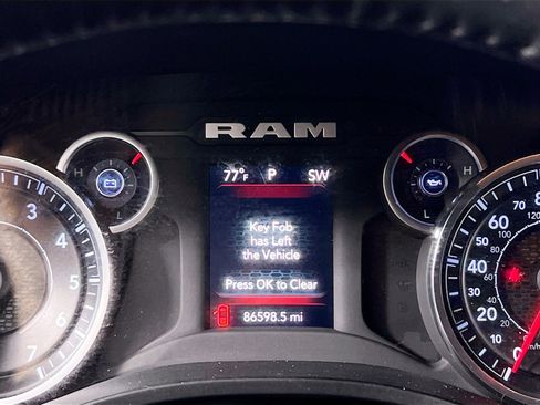 Used 2024 RAM 1500 Big Horn AWD/4WD image 23