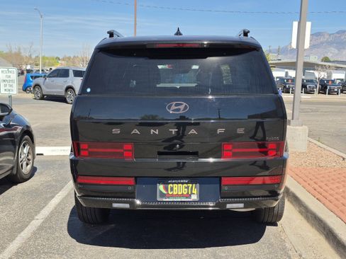 Used 2025 Hyundai Santa Fe Calligraphy image 9