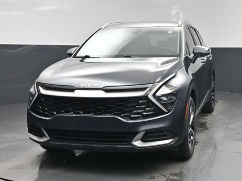 Used 2023 Kia Sportage EX AWD/4WD image 6