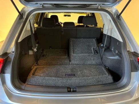 Used 2021 Volkswagen Tiguan S FWD image 5