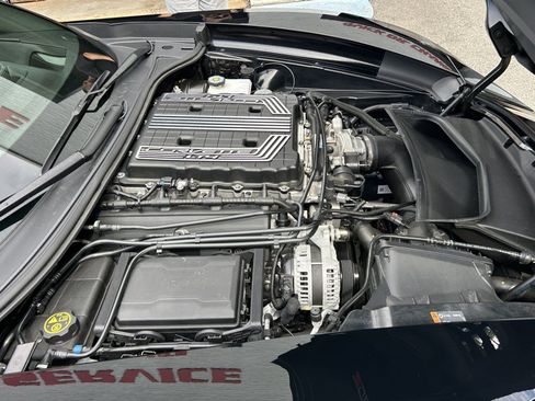 Used 2018 Chevrolet Corvette Z06 RWD image 55