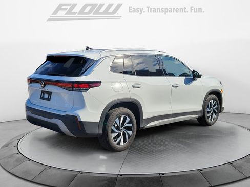 New 2026 Volkswagen Tiguan S FWD image 7