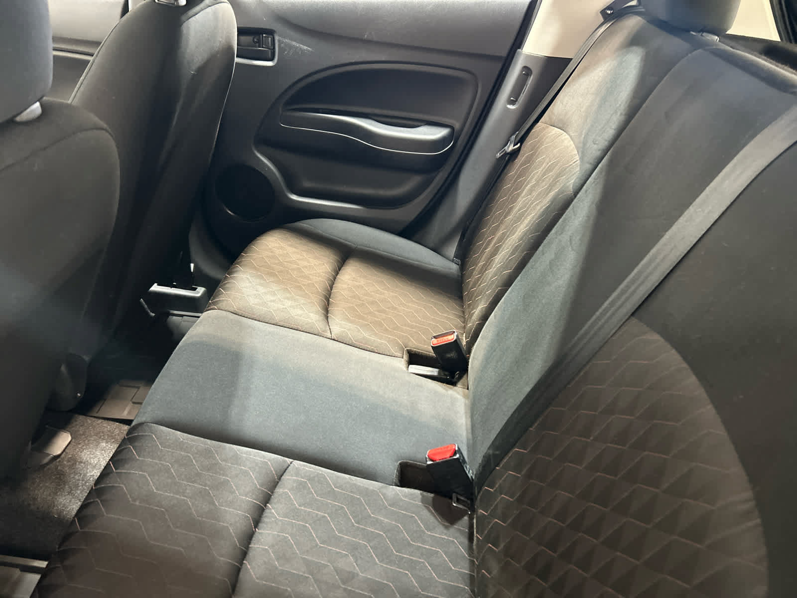 Used 2024 Mitsubishi Mirage ES FWD image 13