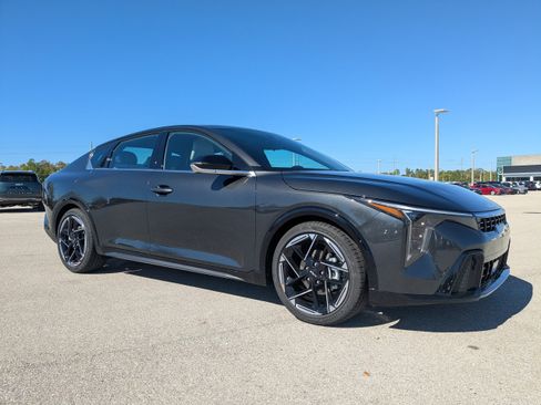 New 2026 Kia K4 EX FWD image 2