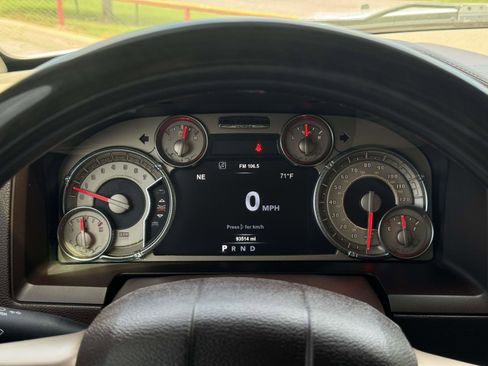 Used 2018 RAM 1500 Laramie Longhorn w/ Longhorn Southfork Package RWD image 15