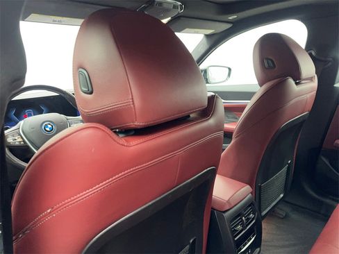 Used 2022 BMW i4 eDrive40 image 35