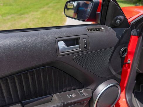 Used 2012 Ford Mustang Shelby GT500 w/ Electronics Pkg image 35