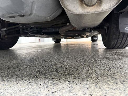 Used 2003 Chevrolet Impala Sedan w/ Preferred Equipment Group FWD image 9