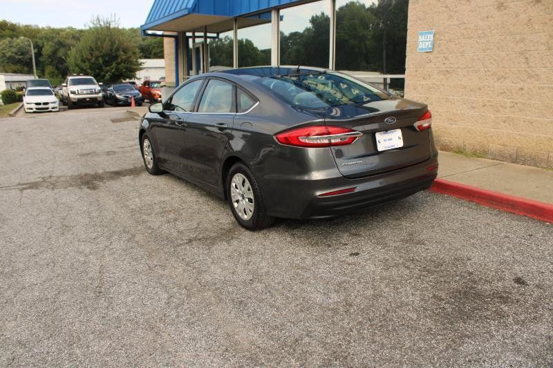 Used 2019 Ford Fusion S FWD image 4