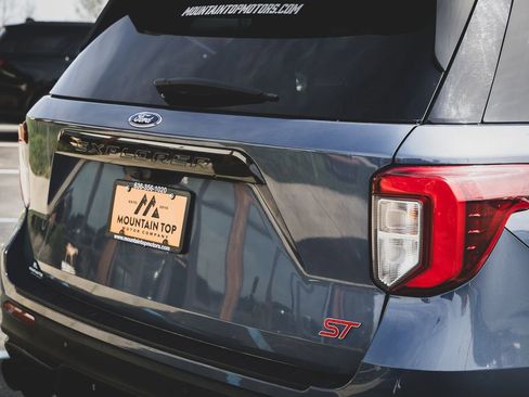 Used 2021 Ford Explorer ST w/ Equipment Group 401A image 10