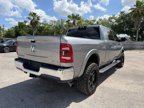 Used 2022 RAM 3500 Laramie AWD/4WD image 7