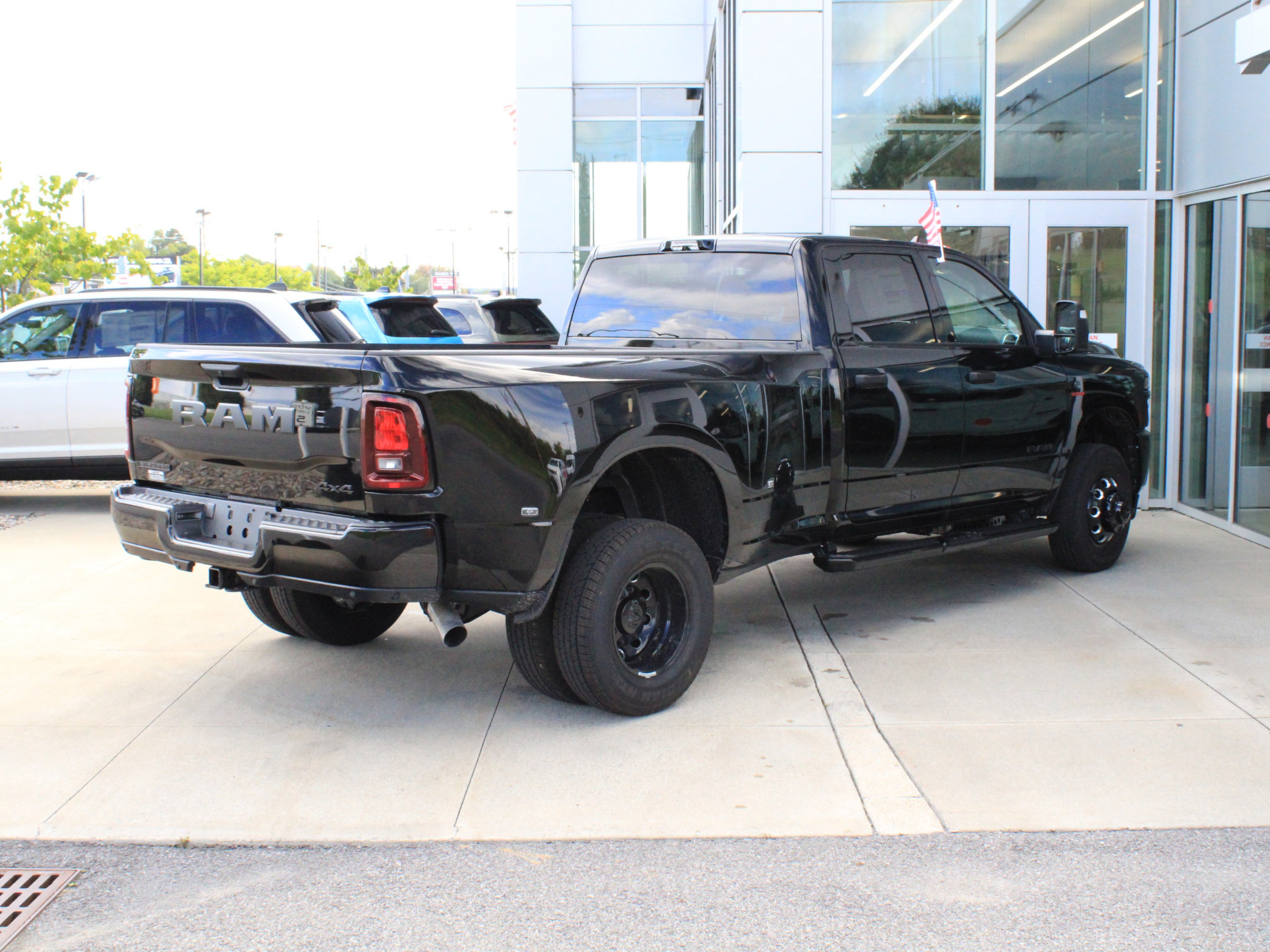 New 2027 RAM 3500 Big Horn AWD/4WD image 6