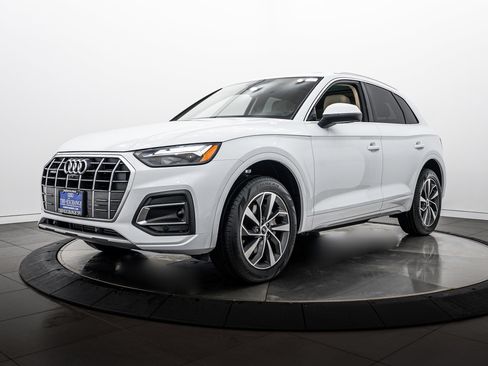 Used 2021 Audi Q5 2.0T Premium Plus w/ Premium Plus Package AWD/4WD image 7
