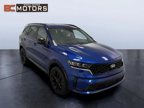 Used 2021 Kia Sorento EX image 7