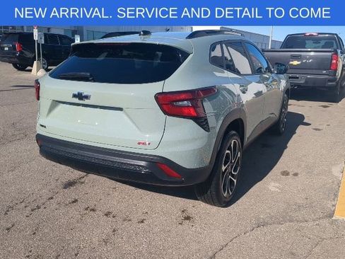 Certified 2024 Chevrolet Trax RS w/ Driver Confidence Package FWD image 6